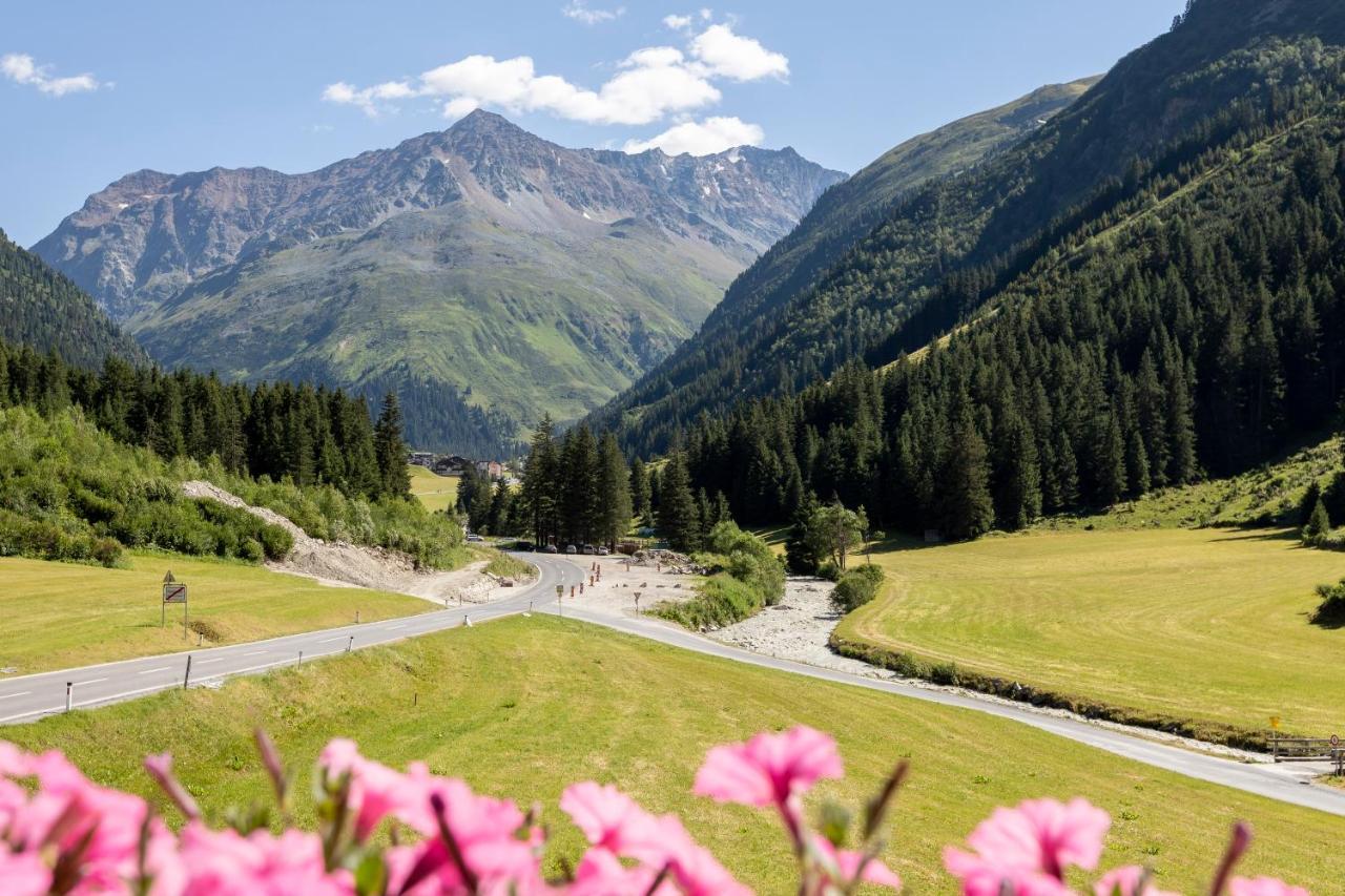 Haus Elisabeth Hotel Sankt Leonhard im Pitztal Buitenkant foto